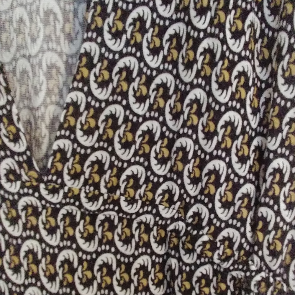 Francesca's | Abstract pattern form-fitting dress - Picture 3 of 5
